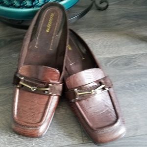 Liz Claiborne Leather Mules